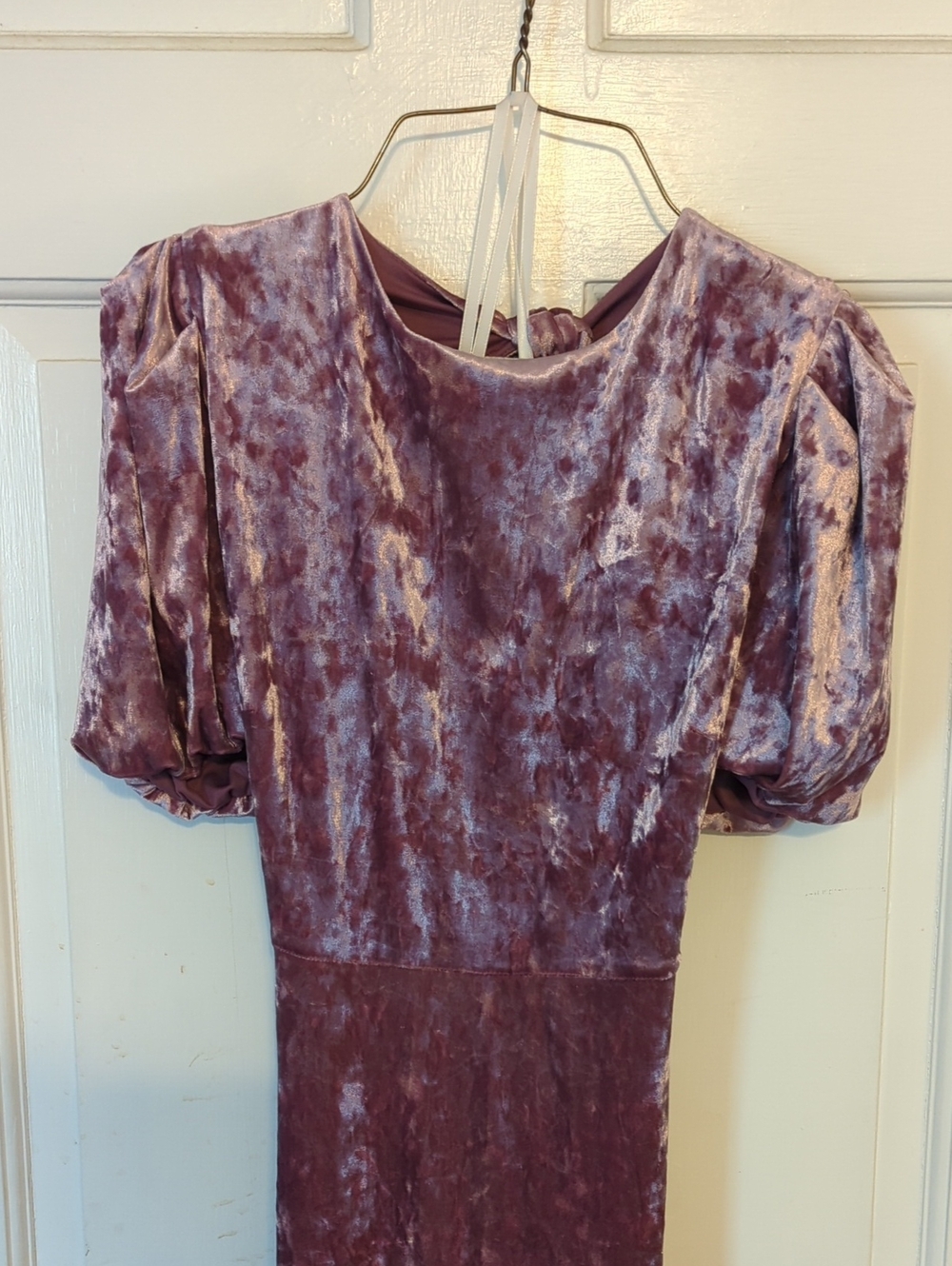 BOGO 💚 Donna Morgan Velvet Midi Dress - Mauve Plum